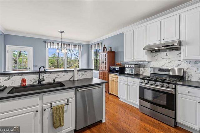 1320 Compass Pointe Crossing, Alpharetta, GA 30005