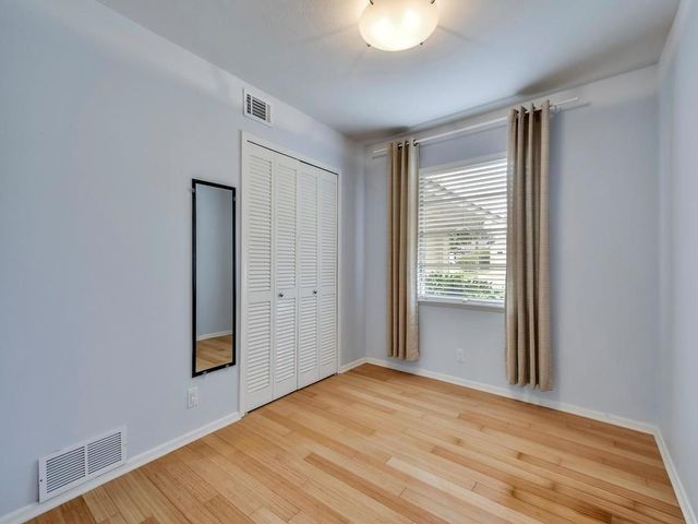 8208 Stillwood LN, Austin, TX 78757