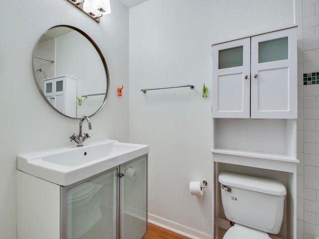 8208 Stillwood LN, Austin, TX 78757