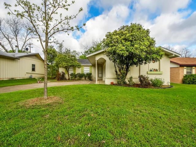 8208 Stillwood LN, Austin, TX 78757