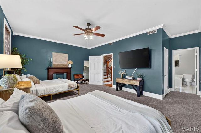 4251 Maryland Avenue, St Louis, MO 63108