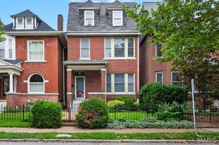 4251 Maryland Avenue, St Louis, MO 63108