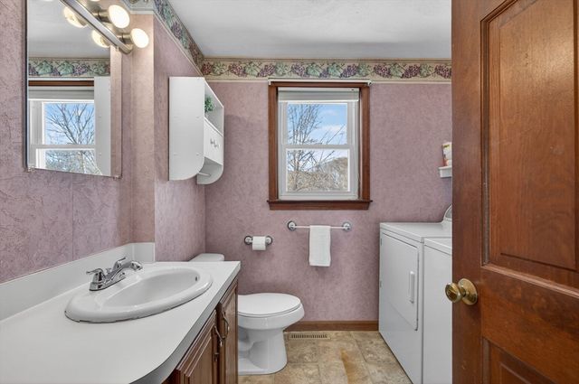 31 Rainbow Drive, Haverhill, MA 01835