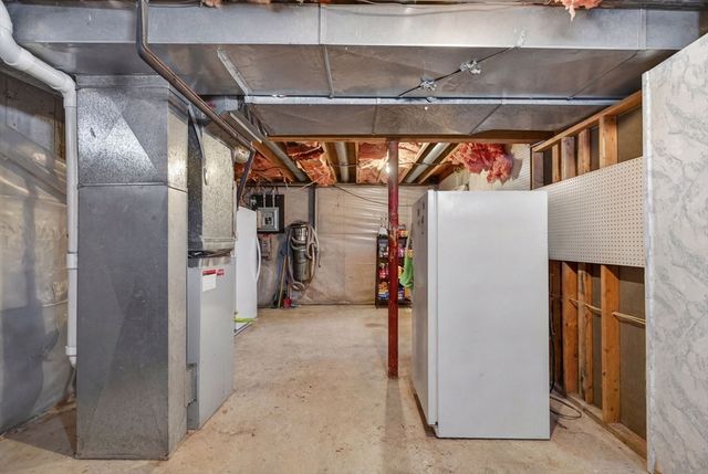 31 Rainbow Drive, Haverhill, MA 01835