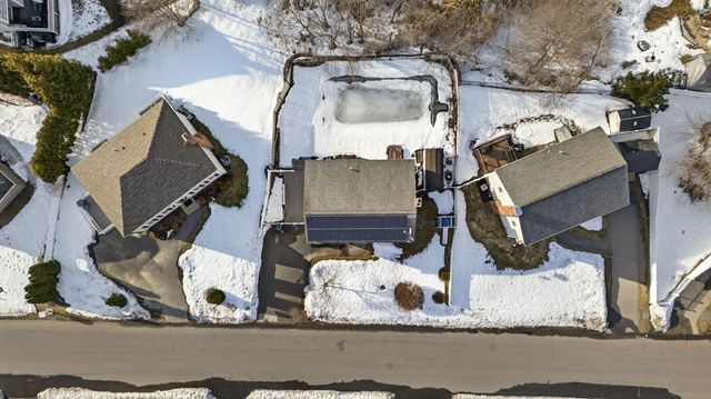 31 Rainbow Drive, Haverhill, MA 01835