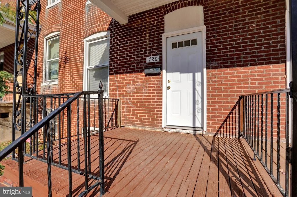 728 E 37TH ST, Baltimore, MD 21218