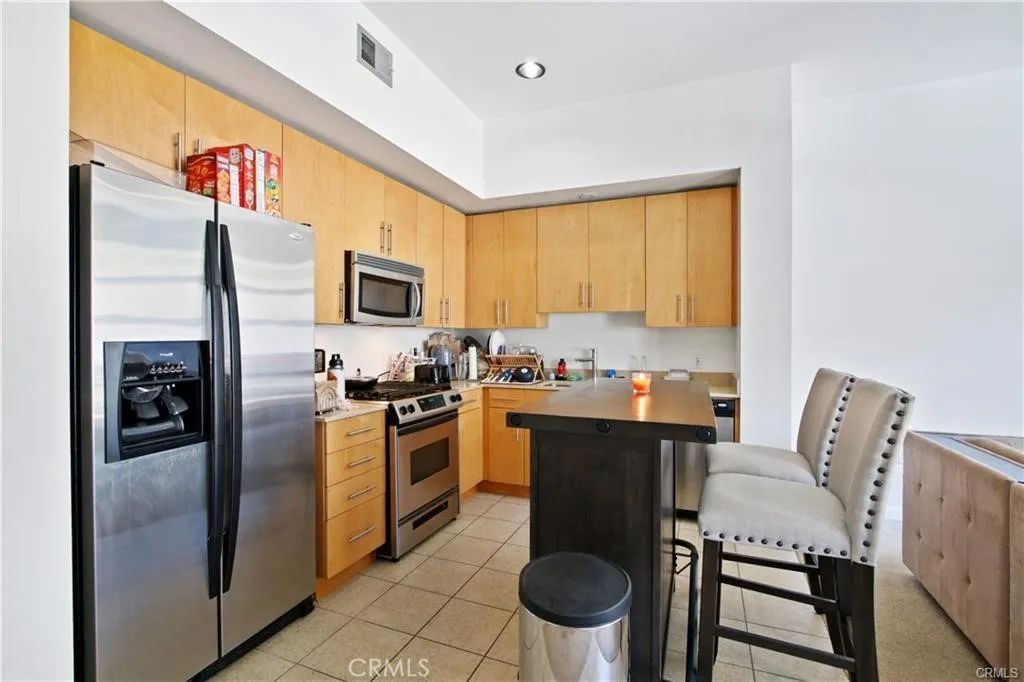 133 The Promenade North 304, Long Beach, CA 90802