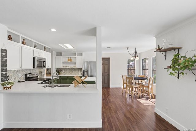 9632 Dover Rdg, San Antonio, TX 78250
