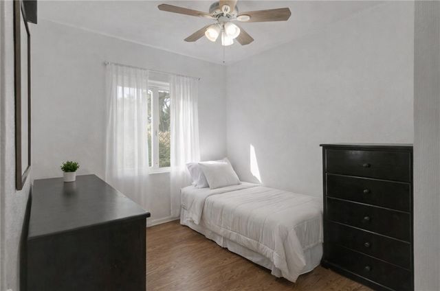 841 W 58th, Los Angeles, CA 90037