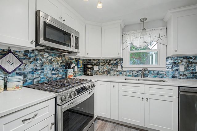 239 Swan River Road, West Dennis, MA 02670