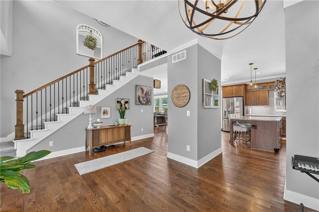 1800 Knoll Creek Lane, Raymore, MO 64083