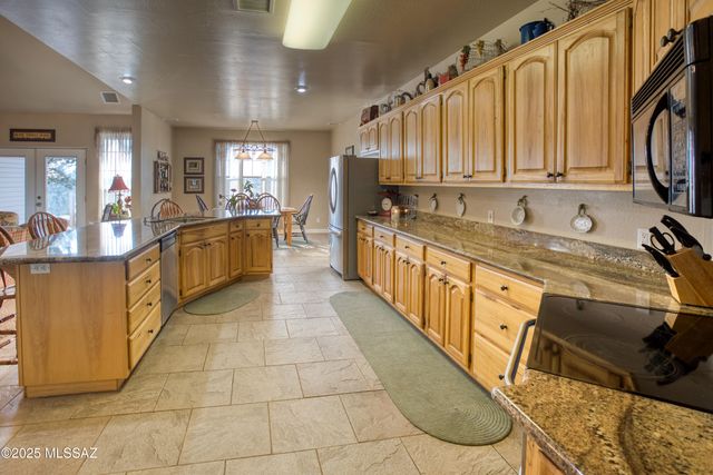 1156 W McLaws Avenue, Snowflake, AZ 85937
