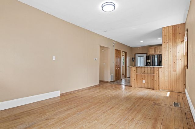 2411 Madison Street NE, Minneapolis, MN 55418