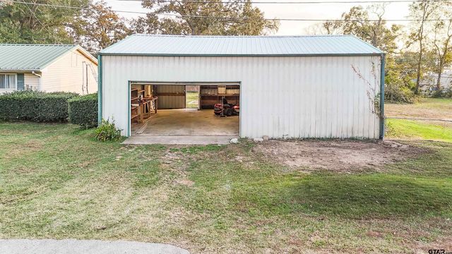 22240 Deval Ln, Frankston, TX 75763