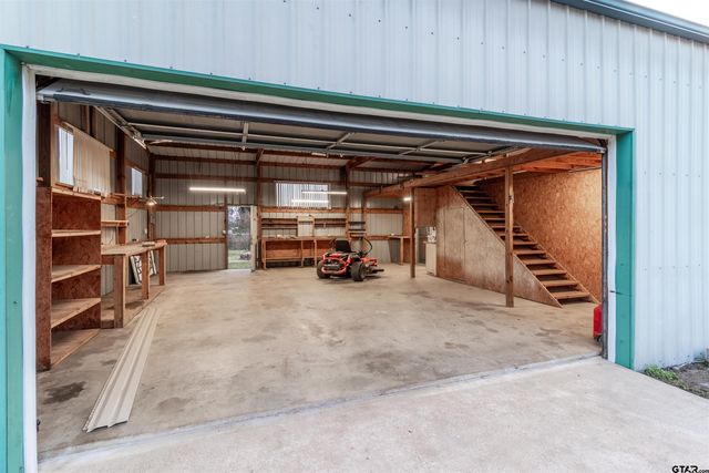 22240 Deval Ln, Frankston, TX 75763