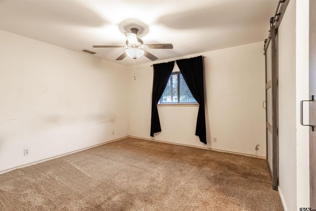 22240 Deval Ln, Frankston, TX 75763