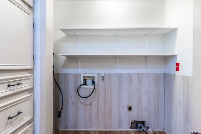 22240 Deval Ln, Frankston, TX 75763