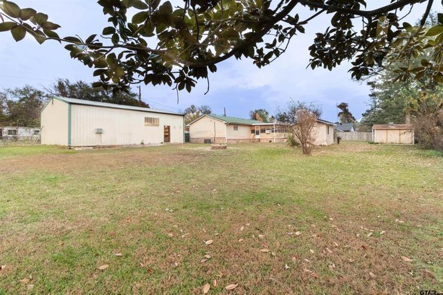 22240 Deval Ln, Frankston, TX 75763