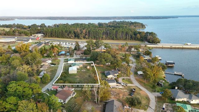 22240 Deval Ln, Frankston, TX 75763