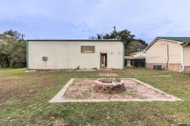 22240 Deval Ln, Frankston, TX 75763