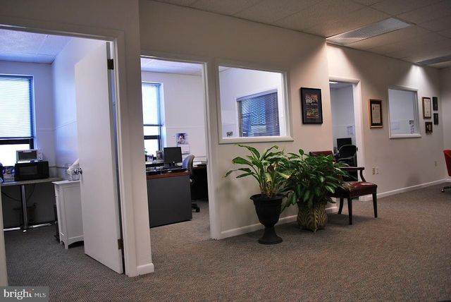 711 MONTGOMERY AVE #SUITE 4, 2ND FLOOR, Narberth, PA 19072