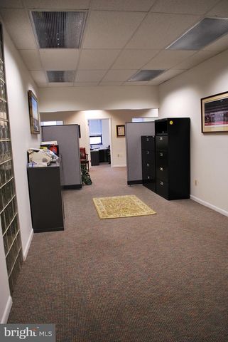 711 MONTGOMERY AVE #SUITE 4, 2ND FLOOR, Narberth, PA 19072