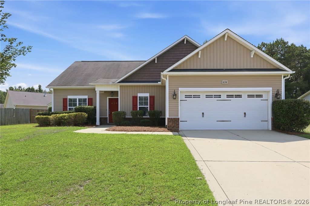 634 Collinwood Drive, Raeford, NC 28376 — exterior