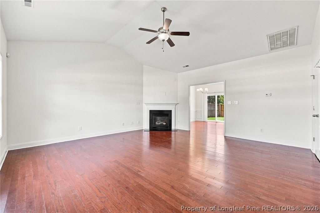 634 Collinwood Drive, Raeford, NC 28376 — photo 4