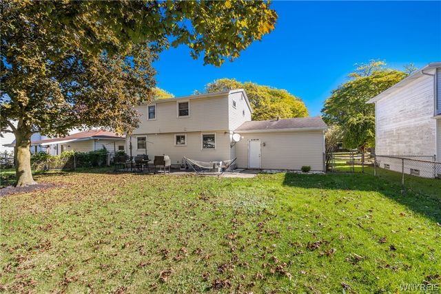 353 Vine Lane, Amherst, NY 14228