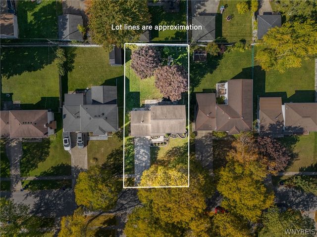 353 Vine Lane, Amherst, NY 14228