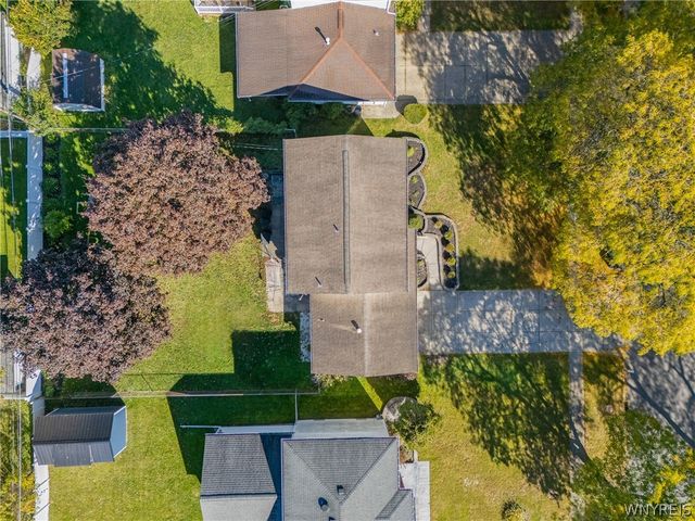 353 Vine Lane, Amherst, NY 14228