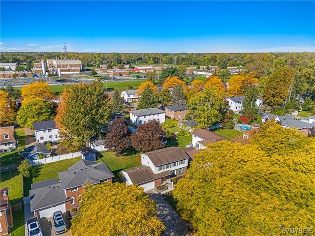 353 Vine Lane, Amherst, NY 14228