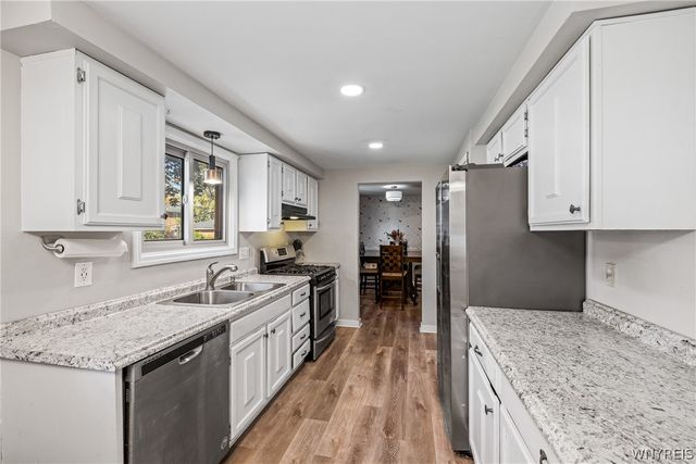 353 Vine Lane, Amherst, NY 14228