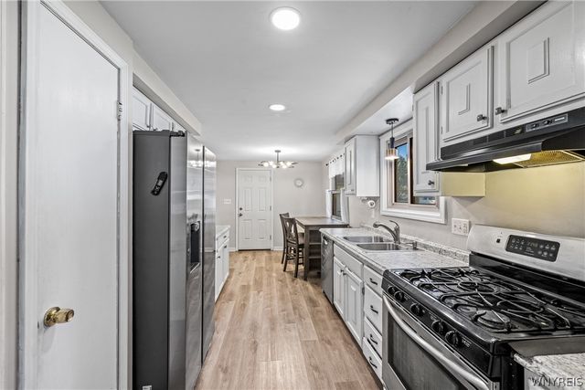 353 Vine Lane, Amherst, NY 14228