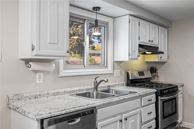 353 Vine Lane, Amherst, NY 14228