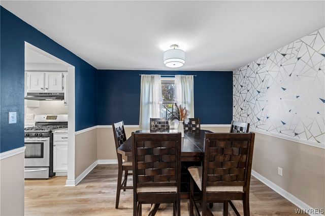 353 Vine Lane, Amherst, NY 14228