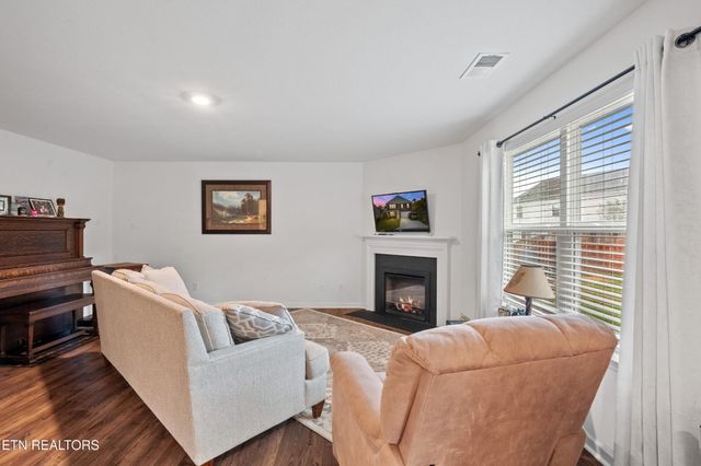 4643 Hay Wagon Lane, Knoxville, TN 37938