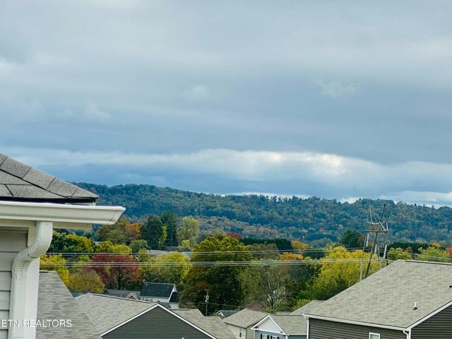 4643 Hay Wagon Lane, Knoxville, TN 37938