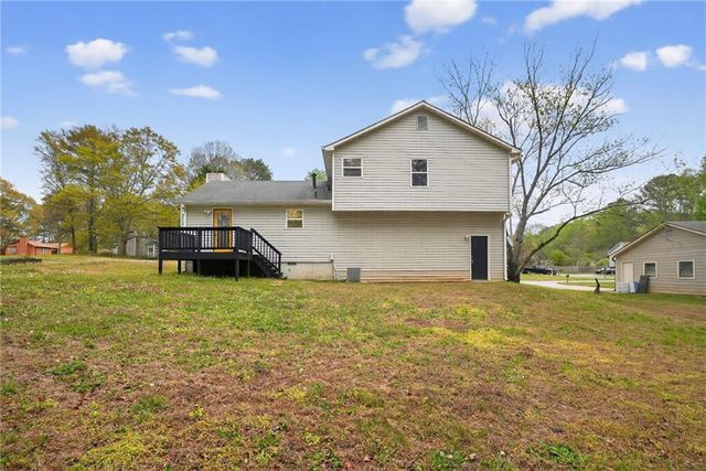 3465 Mustang Drive, Powder Springs, GA 30127