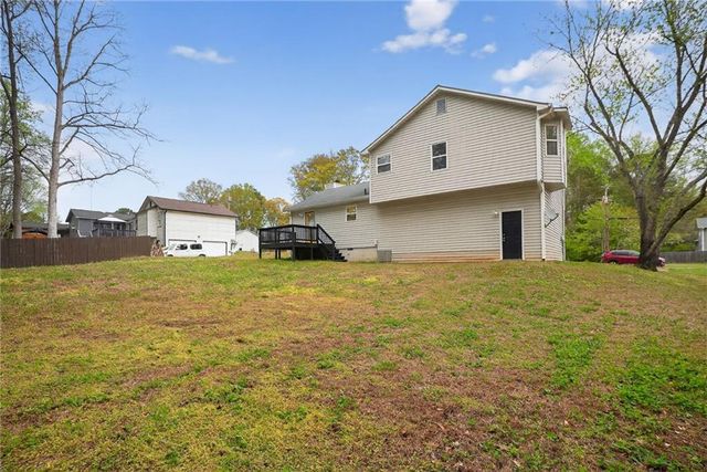 3465 Mustang Drive, Powder Springs, GA 30127