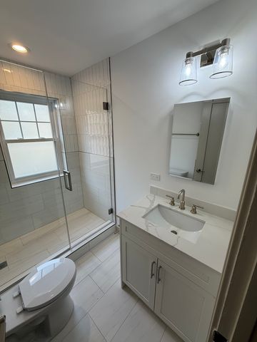 531 Hinman Avenue B-1, Evanston, IL 60202