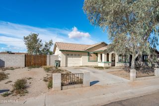 570 W RAMOS Drive, Casa Grande, AZ 85122