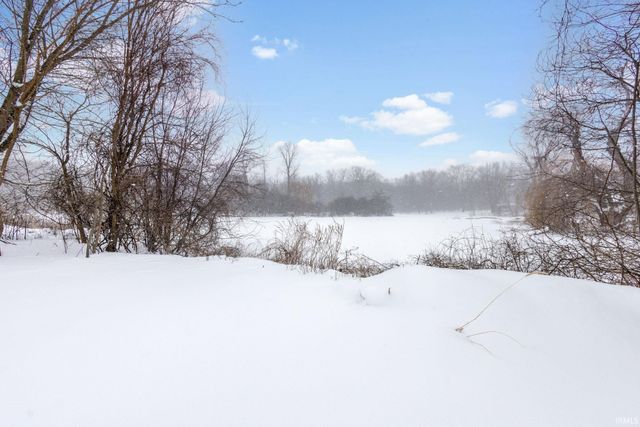 30068 Westlake Drive, Elkhart, IN 46514