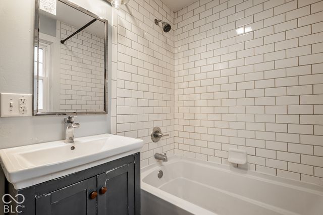 607 E 39th Street, Indianapolis, IN 46201