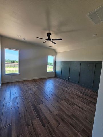 1169 Wolf Creek Drive, Blanchard, OK 73010