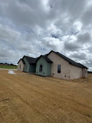 1169 Wolf Creek Drive, Blanchard, OK 73010