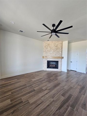 1169 Wolf Creek Drive, Blanchard, OK 73010