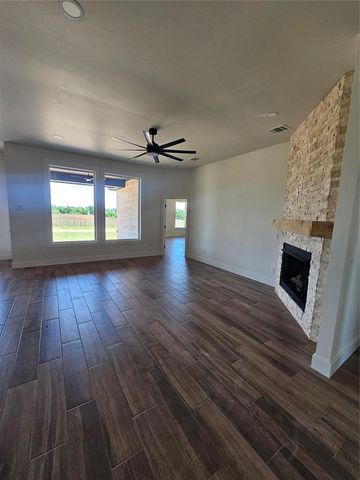 1169 Wolf Creek Drive, Blanchard, OK 73010