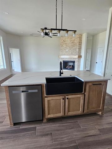 1169 Wolf Creek Drive, Blanchard, OK 73010