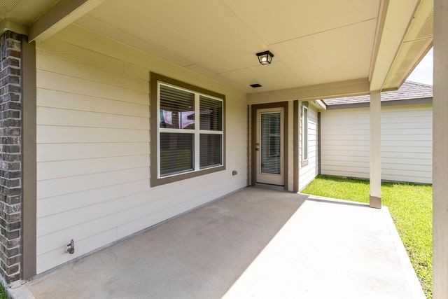 12542 Sabine Point Drive, Humble, TX 77346
